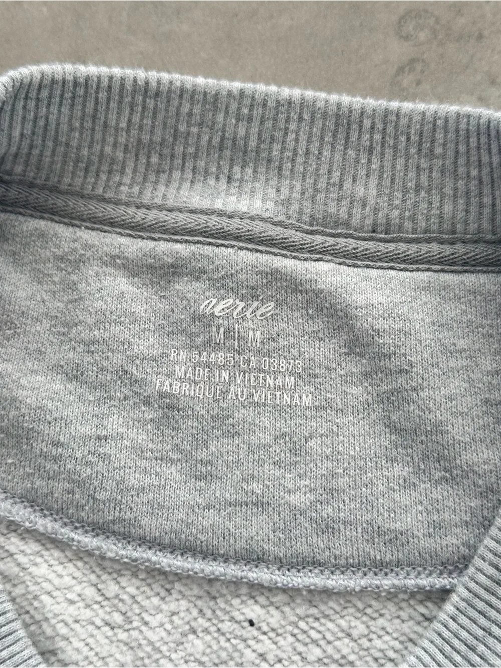 Aeire Gray Crewneck Sweater Relaxed Fit Lightweight Knit Pullover Side Slits Med - Picture 11 of 16